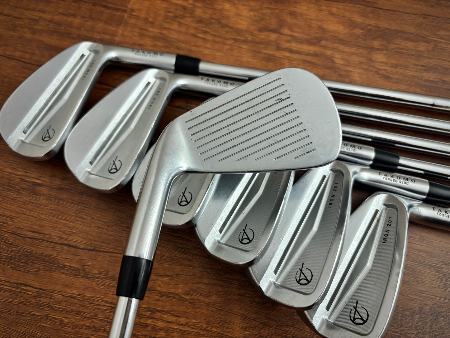 Takomo 201 Iron Set 4-PW / KBS Tour 120 Stiff