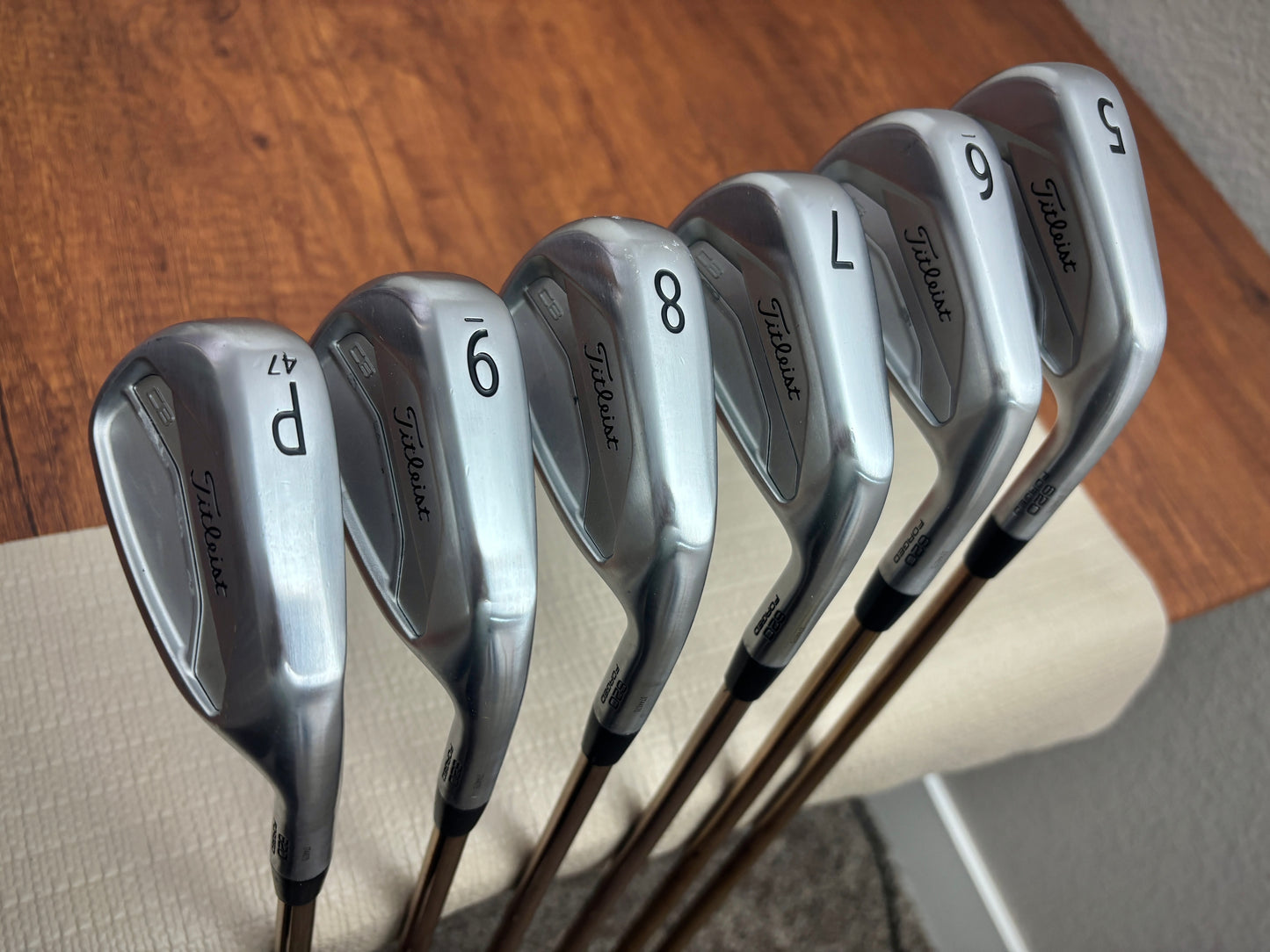 Titleist 620 CB Iron Set 5-PW / True Temper Tour Prototype Monaco Stiff
