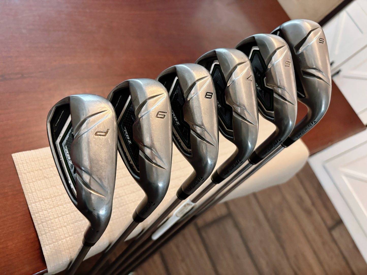 Taylormade Rocketballz RBZ Iron Set 5-PW / Regular Flex