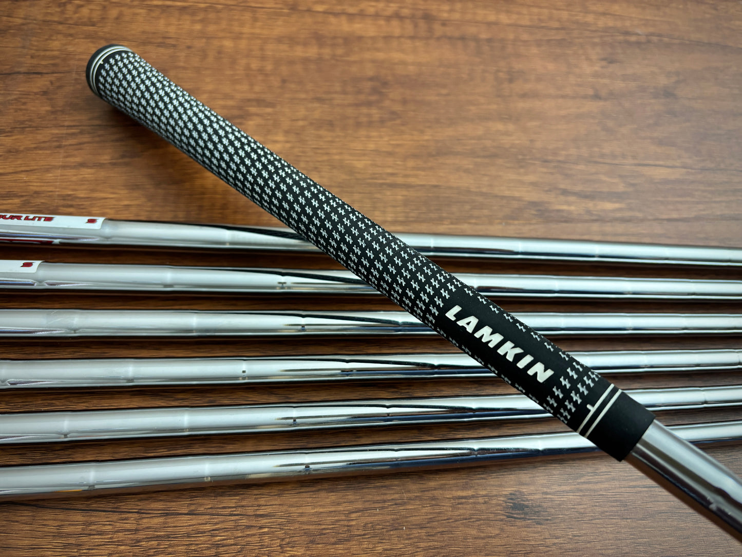 (Left-handed) Takomo 101T Iron Set 4-PW / KBS Tour Lite Stiff