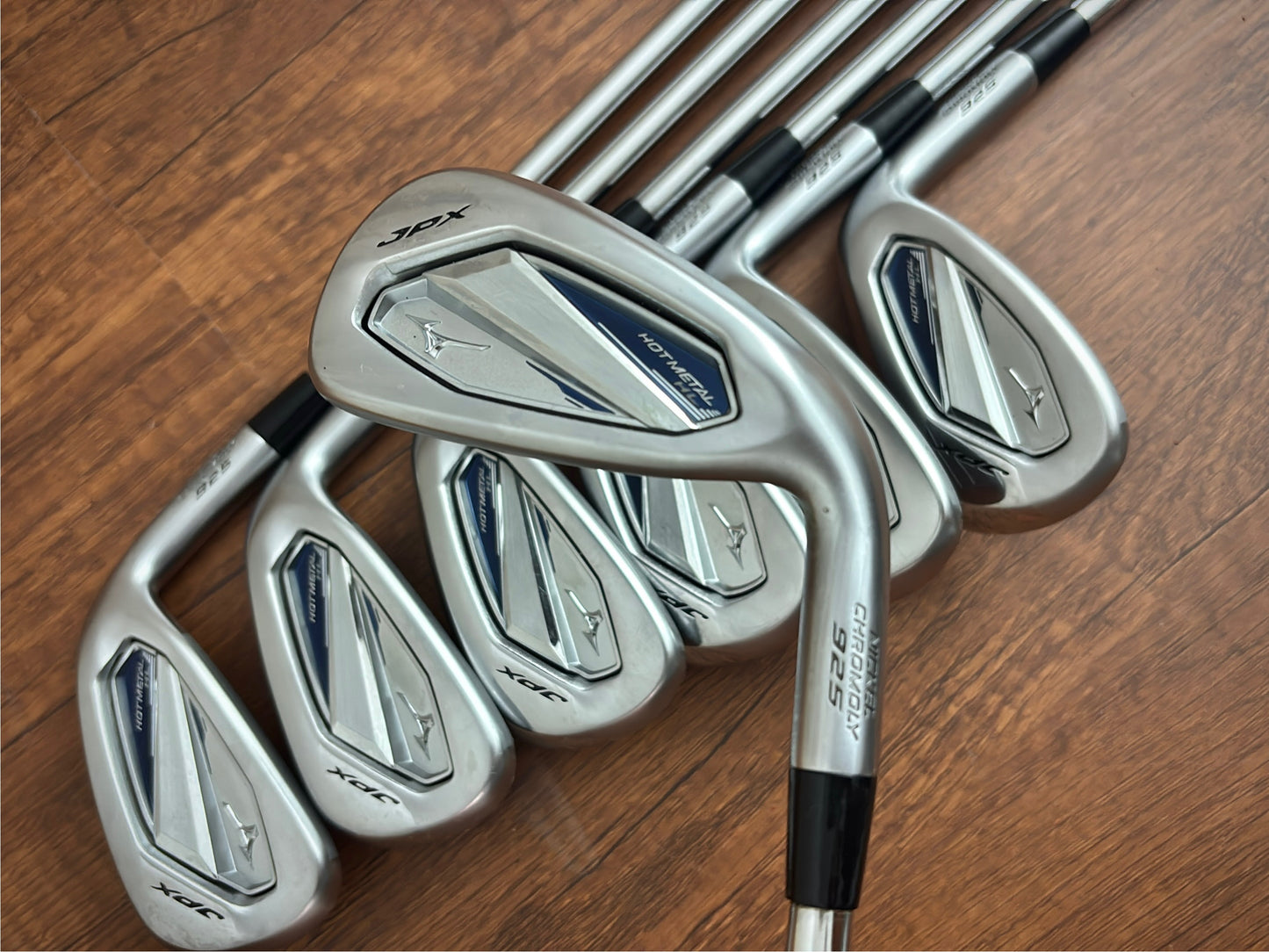 (+1") Mizuno JPX 925 Hot Metal Iron Set 5-GW / Dynamic Gold R300 Regular Flex