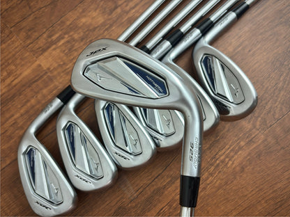 (+1") Mizuno JPX 925 Hot Metal Iron Set 5-GW / Dynamic Gold R300 Regular Flex