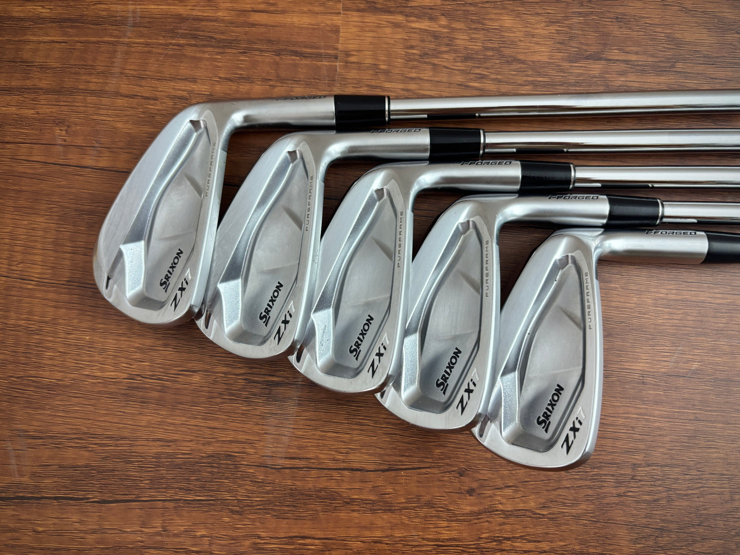 Srixon ZXi7 Iron Set 6-PW / NS Pro 105 Stiff