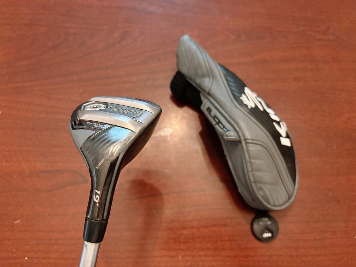 Cobra King F8 Hybrid 19* + headcover / Stiff