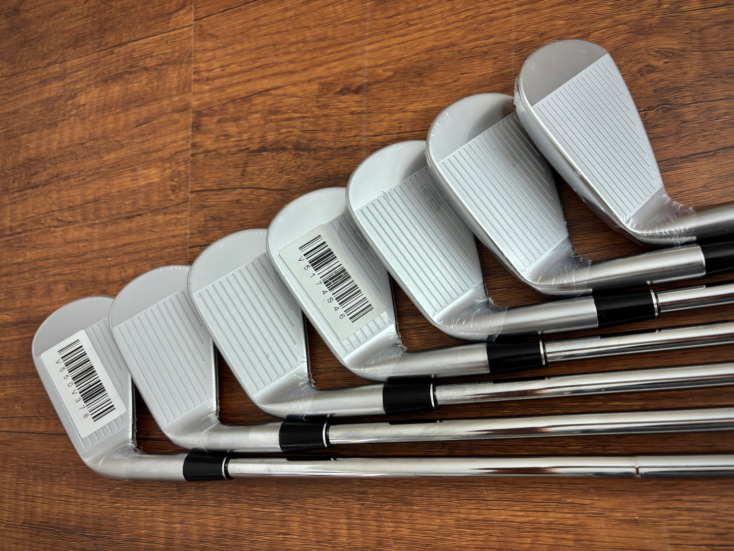 *NEW IN PLASTIC* Srixon ZXi5 Iron Set 4-PW / Dynamic Gold S300 Stiff