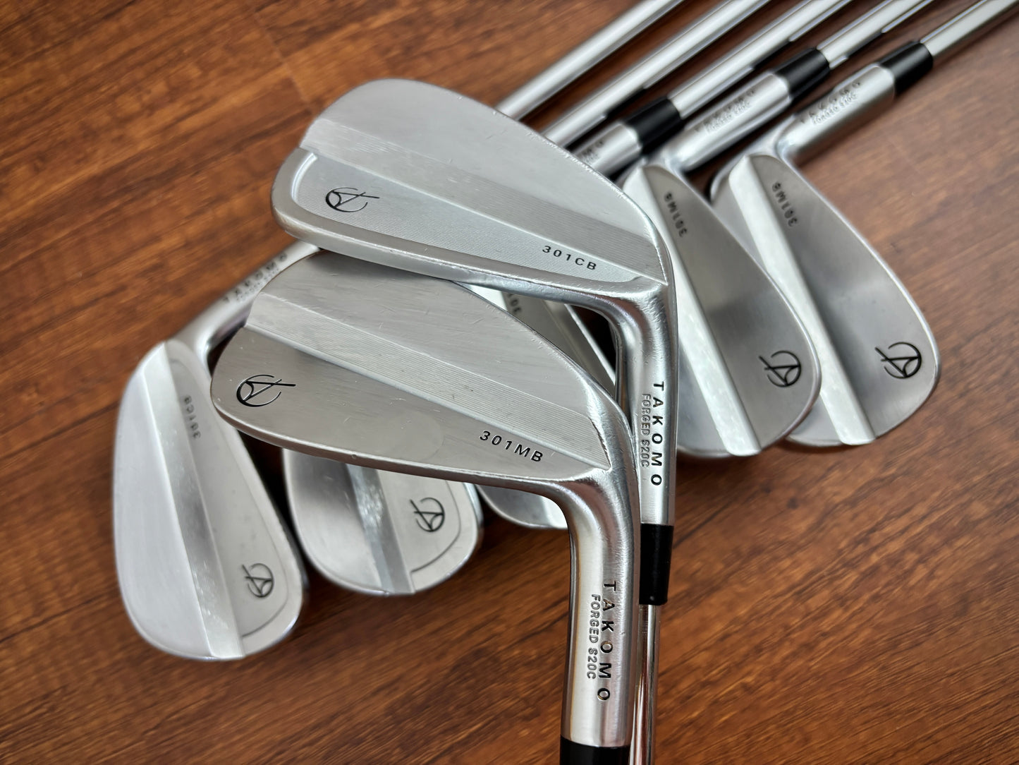 Takomo 301 CB / MB Iron Set 4-PW / KBS Tour 120 Stiff