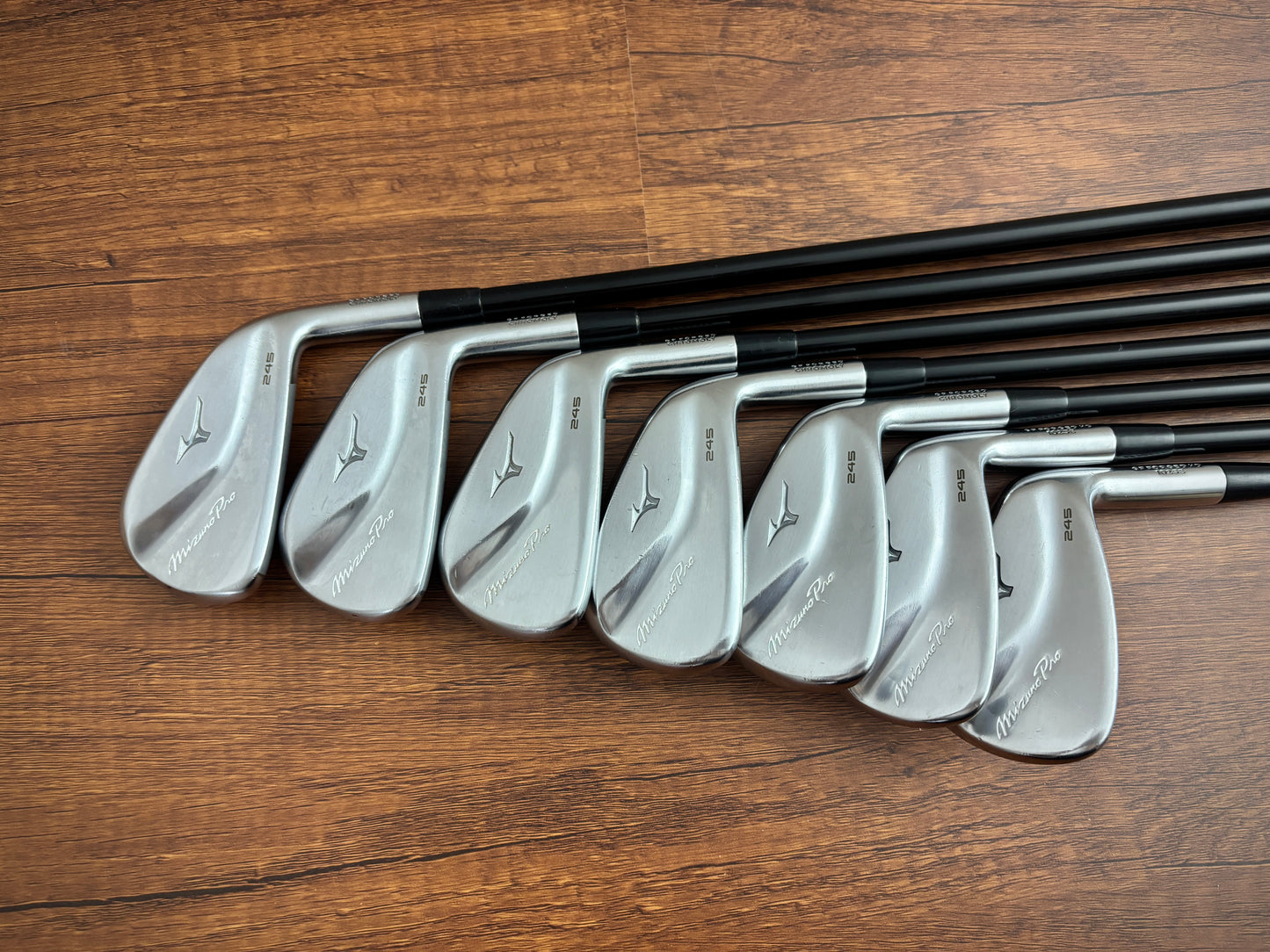 Mizuno Pro 245 Iron Set 4-PW / Mitsubishi MMT Stiff Graphite