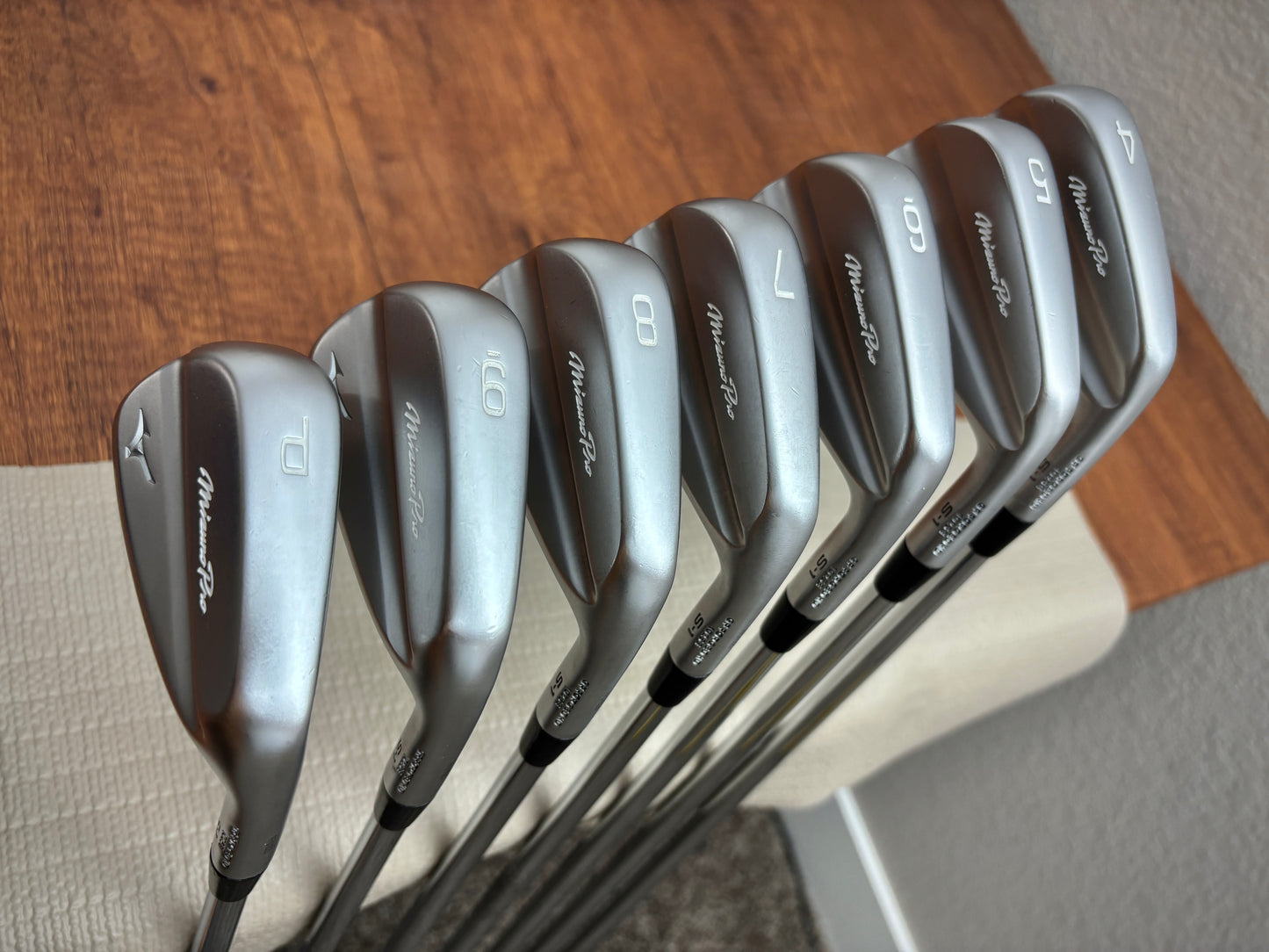 Mizuno Pro S-1 Iron Set 4-PW / KBS Tour 120 Stiff