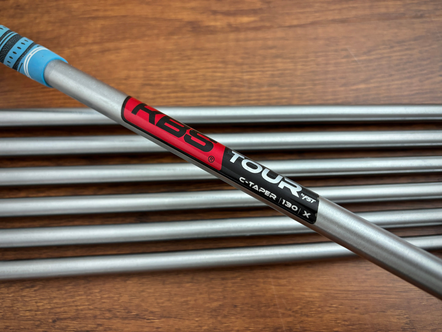 (Left-handed) Cobra King Forged TEC Iron Set 4-PW / KBS Tour C-Taper 130 X-Stiff