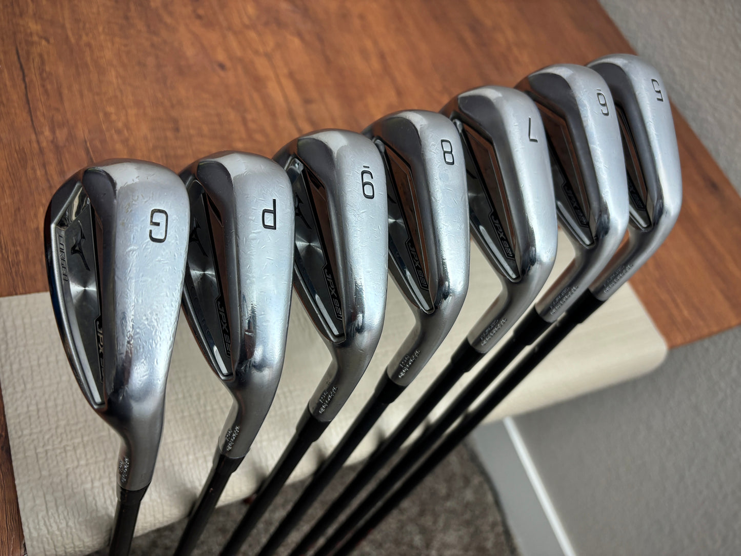 Mizuno JPX 921 Forged Iron Set 5-GW / NS Pro 105 Stiff