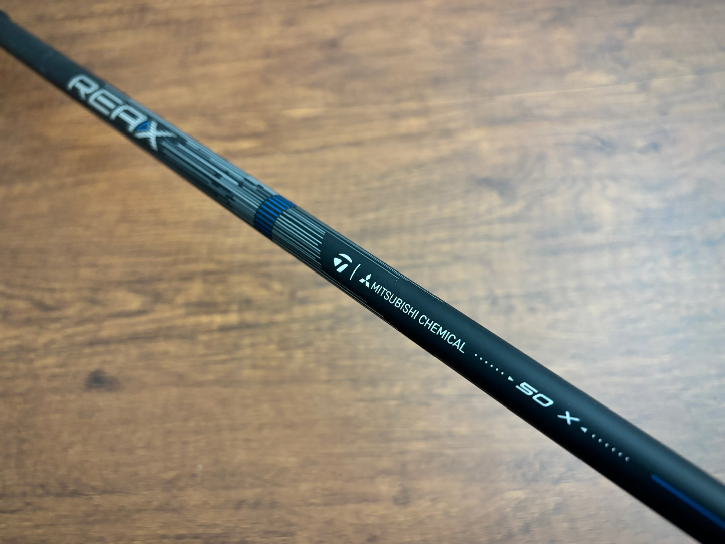 Taylormade Qi4D Driver 9* + headcover / X-Stiff