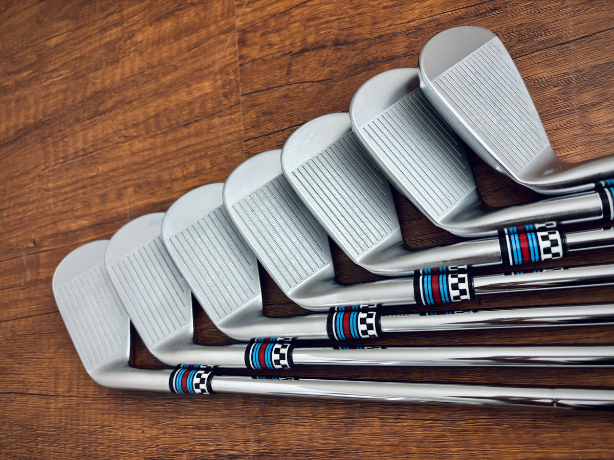 Srixon ZXi7 Iron Set 4-PW / Dynamic Gold X100 X-Stiff