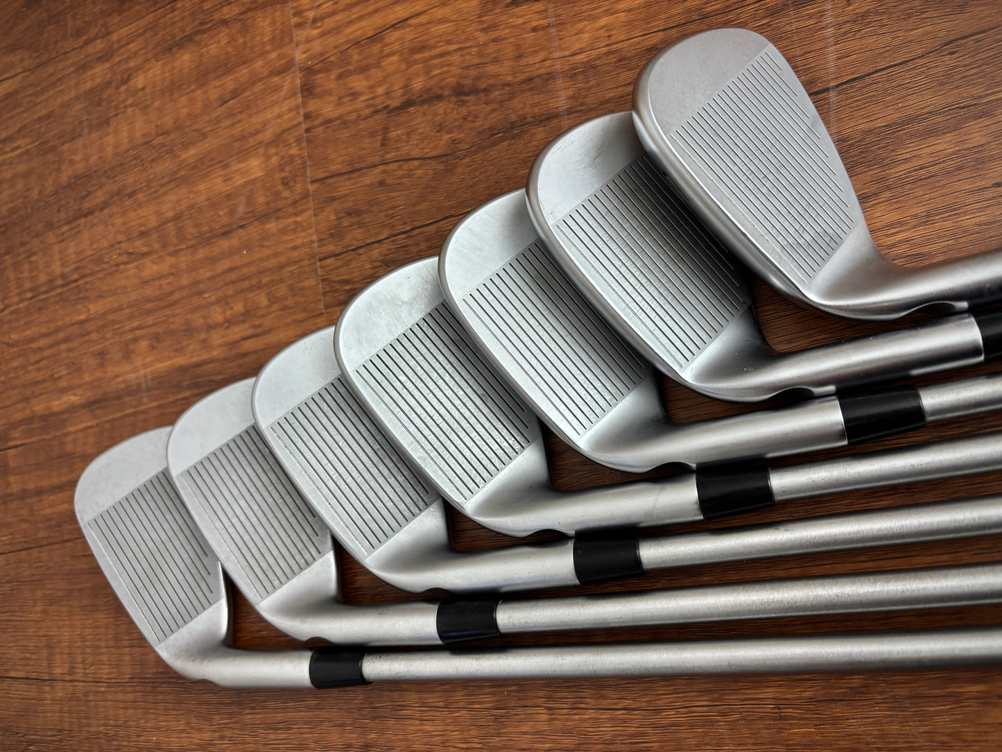 Ping i230 Iron Set 5-UW / KBS Tour C-Taper Lite Stiff