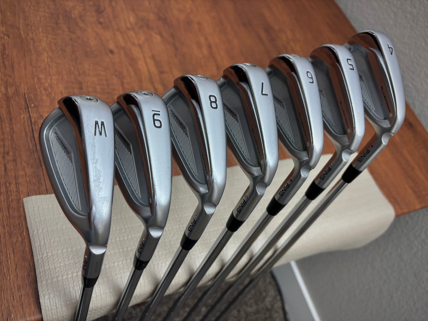 Ping Blueprint S Iron Set 4-PW / KBS Tour 120 Stiff