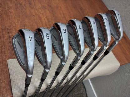 Ping Blueprint S Iron Set 4-PW / KBS Tour 120 Stiff