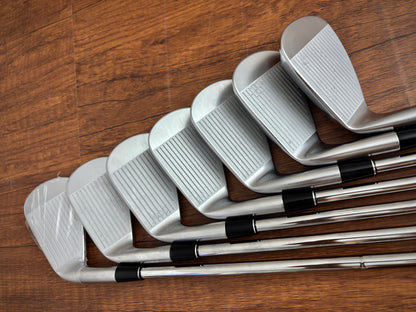 *MINT* Srixon ZXi5 Iron Set 5-AW / Dynamic Gold S300 Stiff