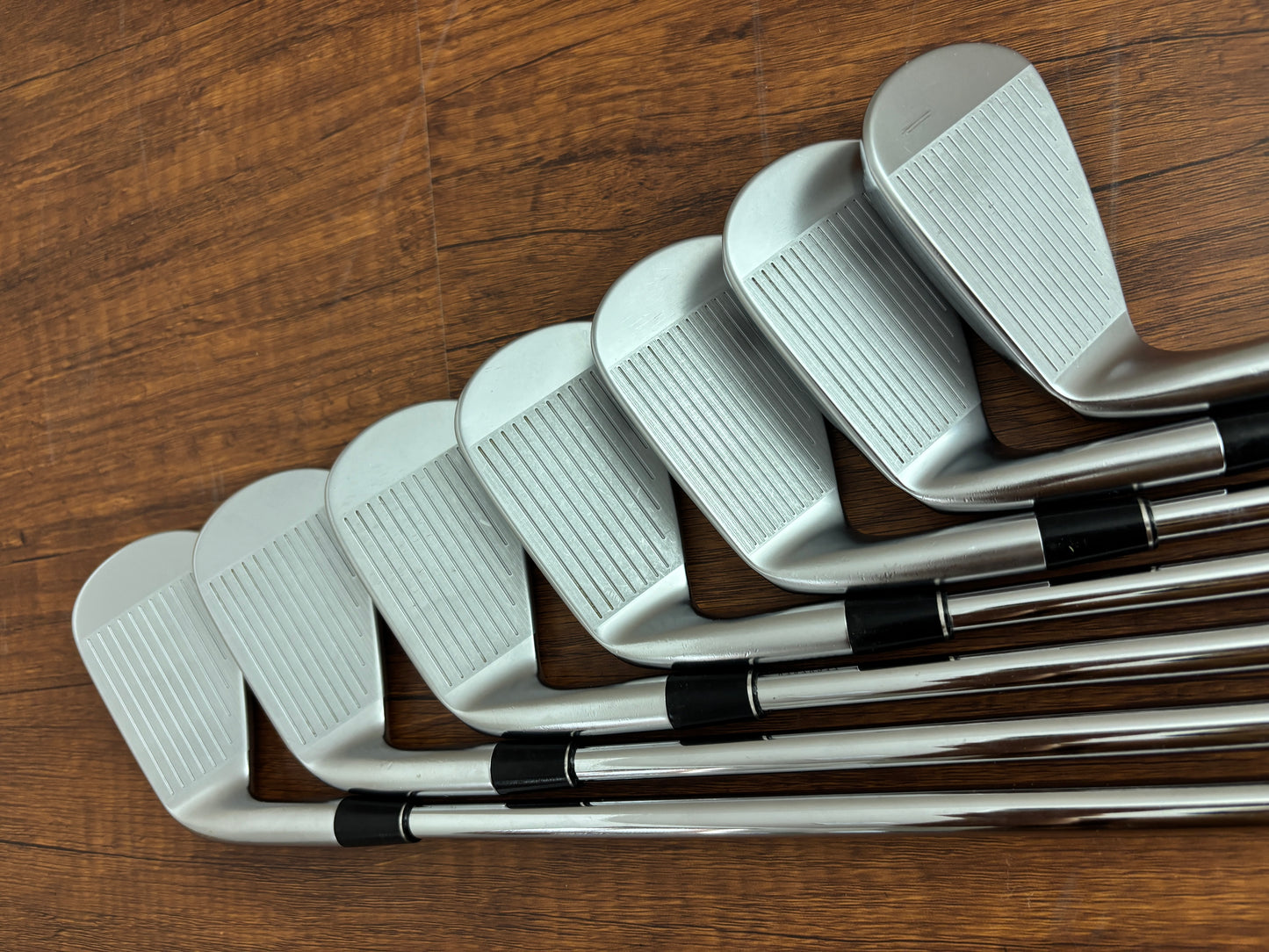 Srixon ZXi5 Iron Set 4-PW / NS Pro 120 Stiff