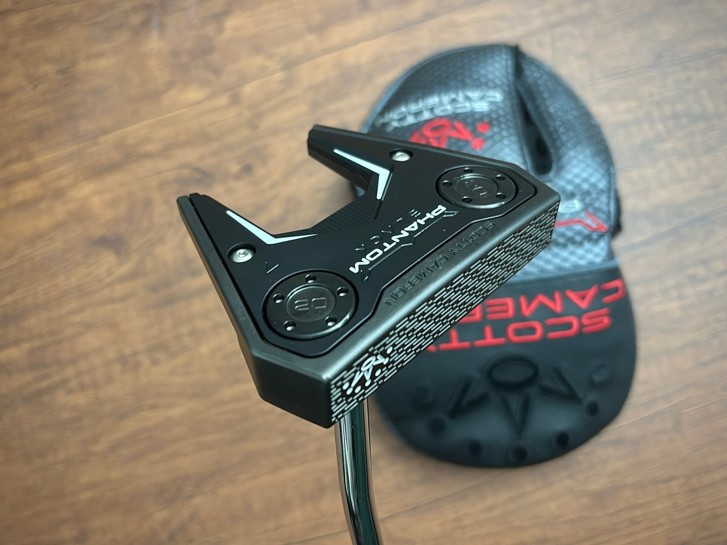 Titleist Scotty Cameron Phantom Black 7 Limited Edition Putter 33.5" + headcover