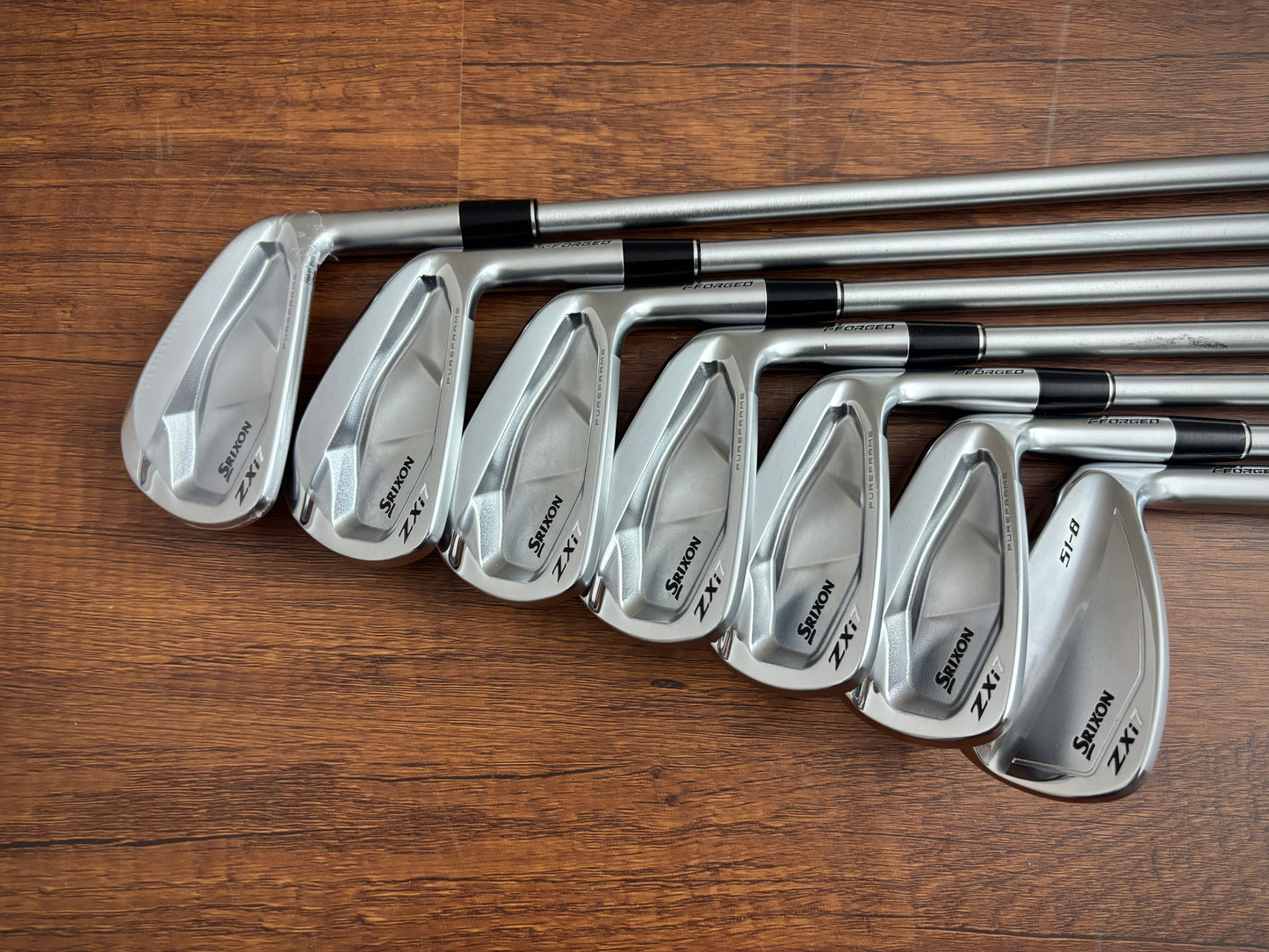 Srixon ZXi7 Iron Set 5-AW / KBS Tour C-Taper Lite 115 X-Stiff