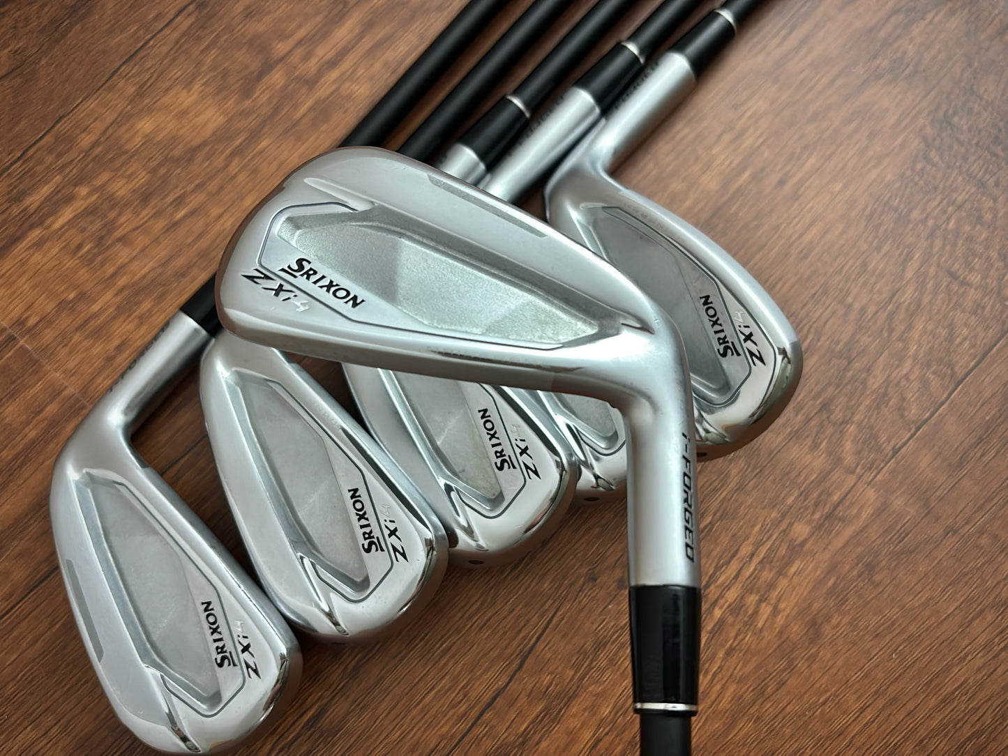 Srixon ZXi4 Iron Set 6-AW / KBS TGI Regular Flex Graphite