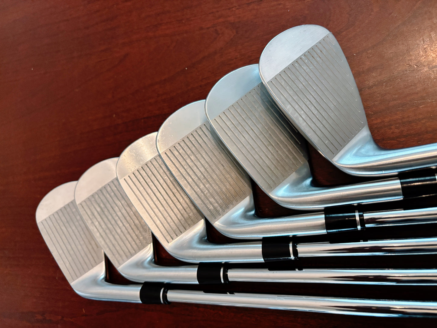 Honma TW757Vx Iron Set 5-PW / NS Pro 105 Stiff