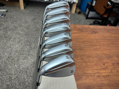 (Left-handed) Taylormade P790 '25 Iron Set 4-PW / Dynamic Gold X100 X-Stiff