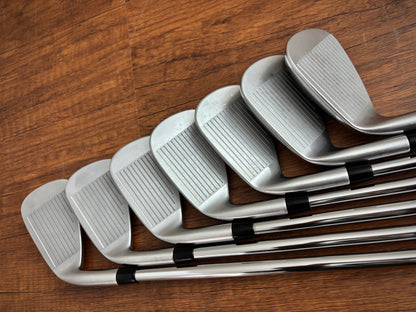 PXG 0211 DC Iron Set 5-GW / Dynamic Gold R300 Regular Flex