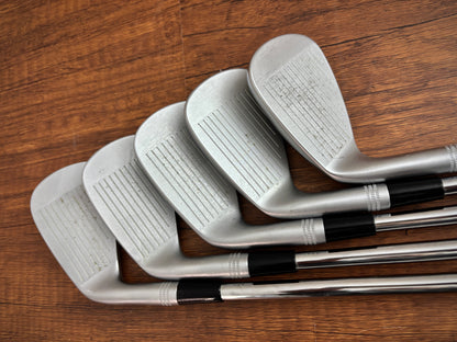Wilson Staff XB 2026 Iron Set 6-PW / Dynamic Gold S300 Stiff