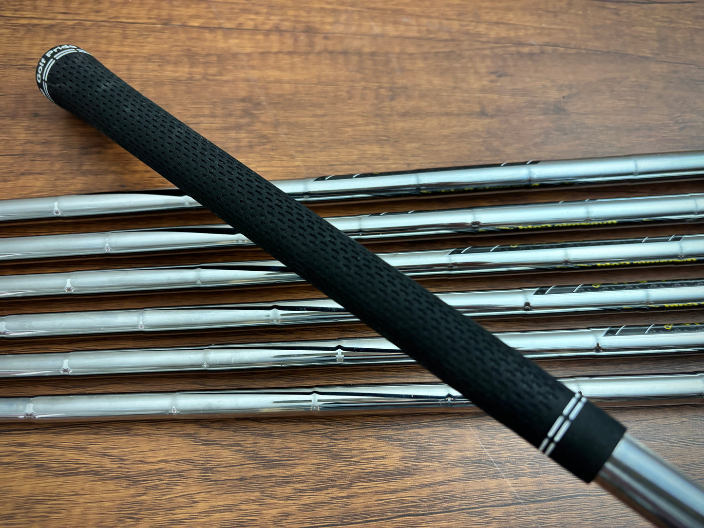 *NEW IN PLASTIC* Srixon ZXi5 Iron Set 4-PW / Dynamic Gold S300 Stiff