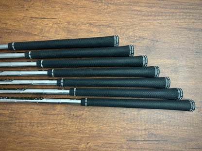 Srixon ZXi7 Iron Set 4-PW / Dynamic Gold S300 Stiff