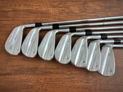 *NEW IN PLASTIC* Mizuno M-15 Iron Set 4-PW / True Temper AMT Silver Stiff