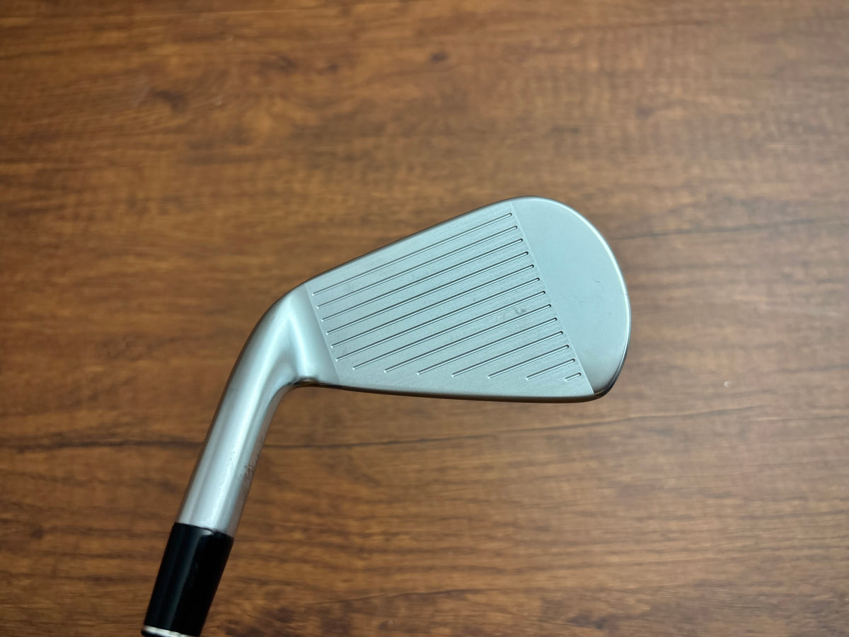 Srixon ZXi5 4-iron / Stiff