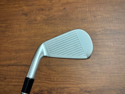 Srixon ZXi5 4-iron / Stiff