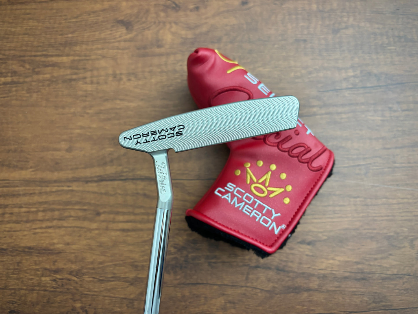 *MINT* Titleist Scotty Cameron Special Select Newport 2.5 Putter 34” + headcover