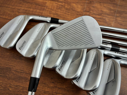 Ping i525 Iron Set 5-UW / KBS Tour Stiff