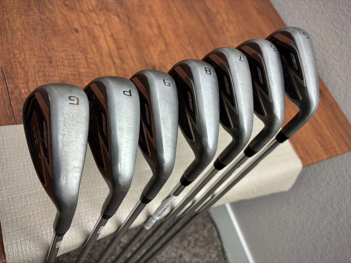 Cobra Darkspeed Iron Set 5-GW / KBS Tour Lite Regular Flex