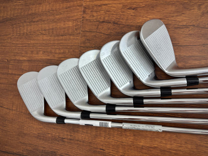 Titleist T350 ‘23 Iron Set 5-GW / True Temper AMT R300 Regular