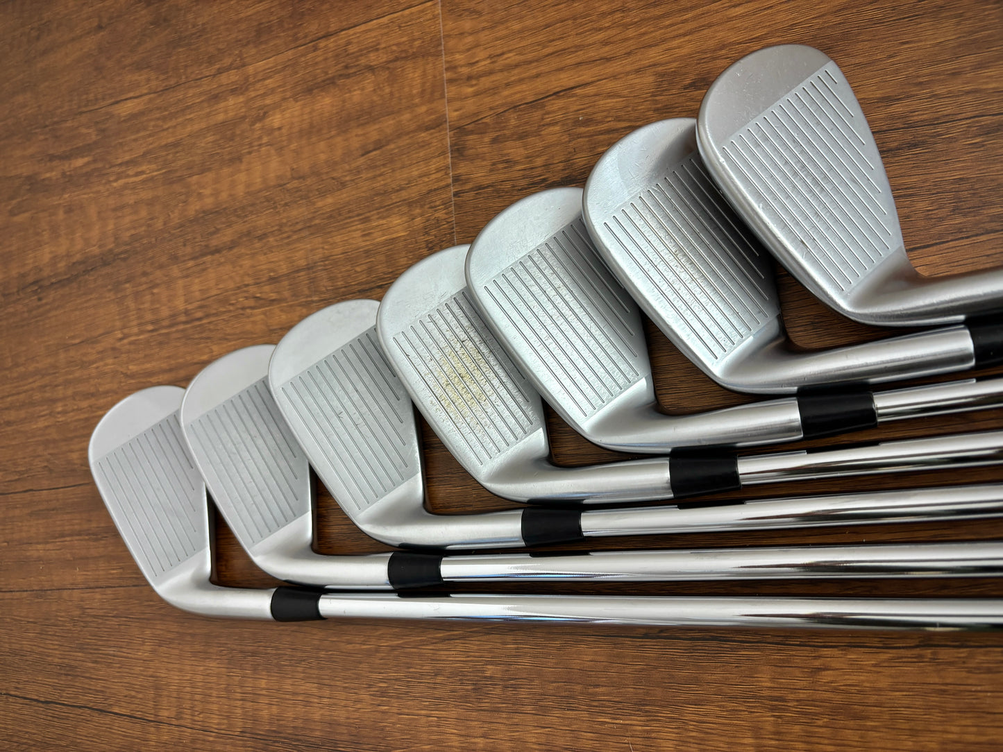 Mizuno Pro 245 Iron Set 4-PW / Dynamic Gold 120 S300 Stiff