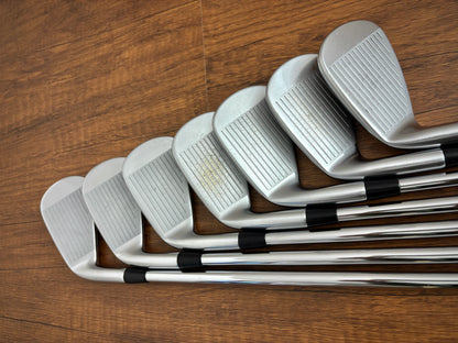 Mizuno Pro 245 Iron Set 4-PW / Dynamic Gold 120 S300 Stiff