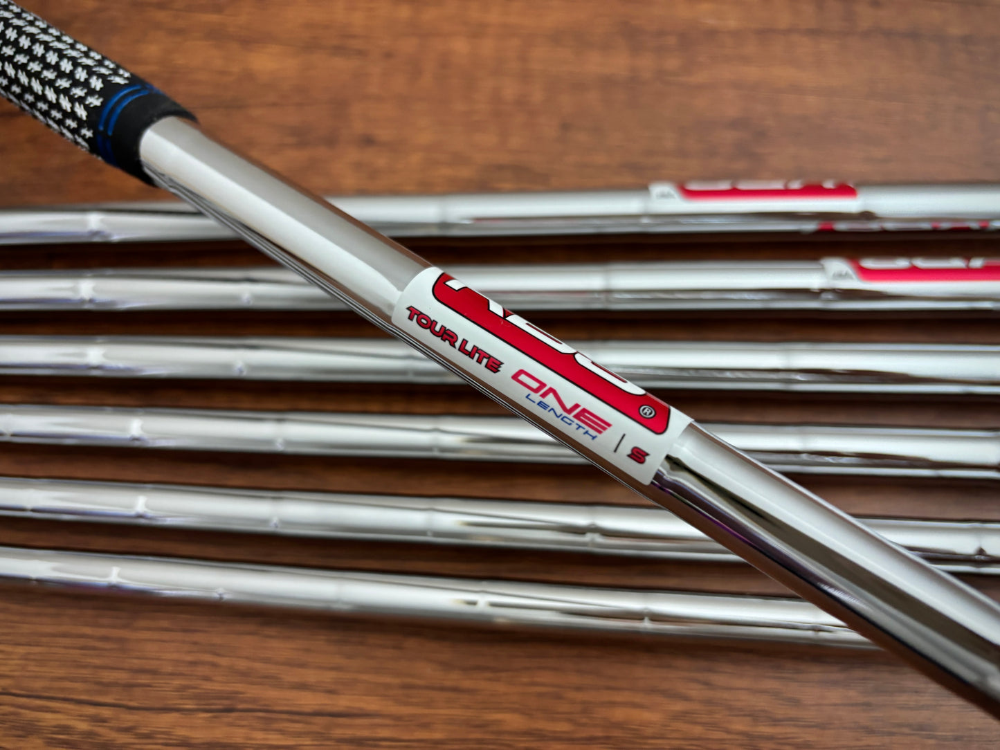 *NEW IN PLASTIC* Cobra Aerojet One Length Iron Set 5-GW / KBS Tour Lite Stiff