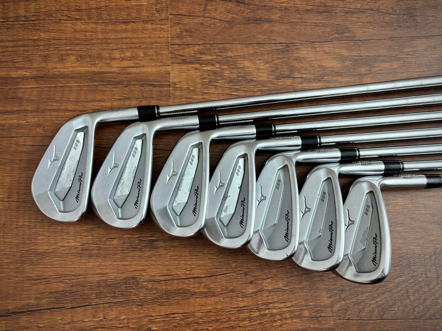 Mizuno Pro 223 Iron Set 4-PW / NS Pro 105 X-Stiff
