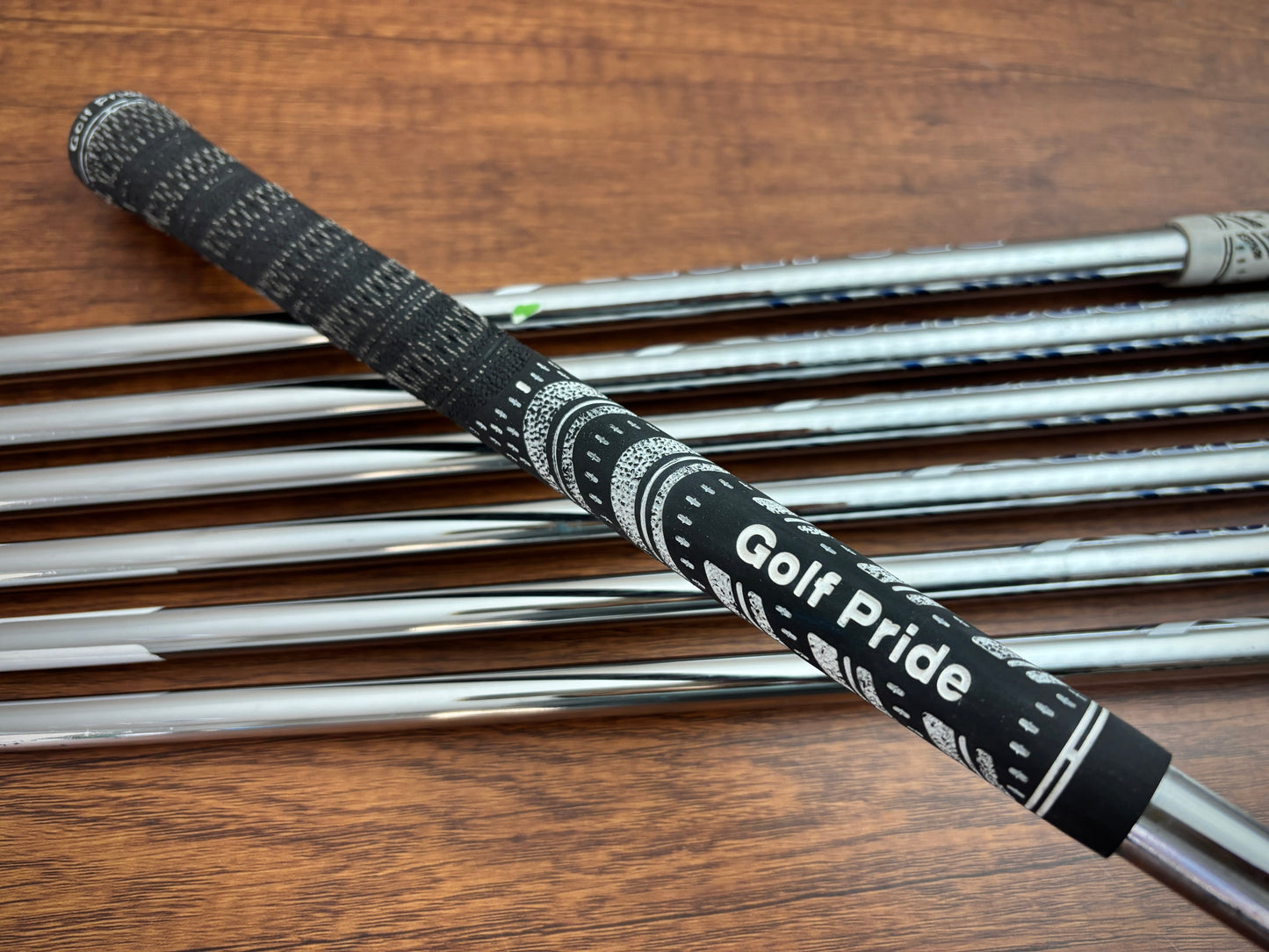 Srixon ZXi4 / ZXi5 Iron Set 4-PW / Project X LZ 6.0 Stiff