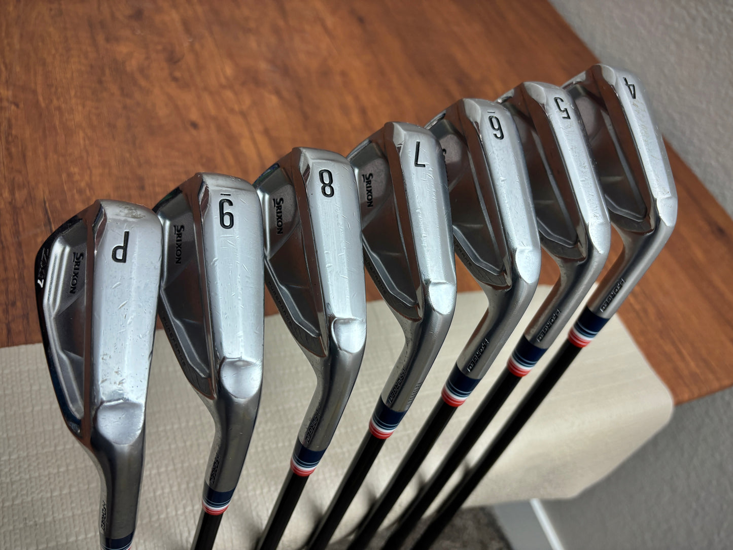 Srixon ZXi7 Iron Set 4-PW / KBS $-Taper 120 Stiff