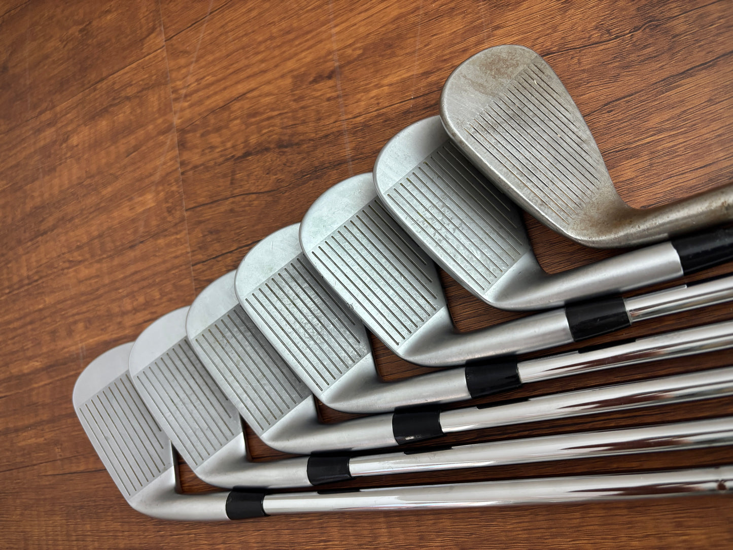 Mizuno Pro S-3 Iron Set 4-PW (Vokey SM10 Raw 46* wedge) / X-Stiff