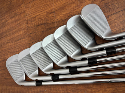 Ping i525 Iron Set 5-UW / KBS Tour Stiff
