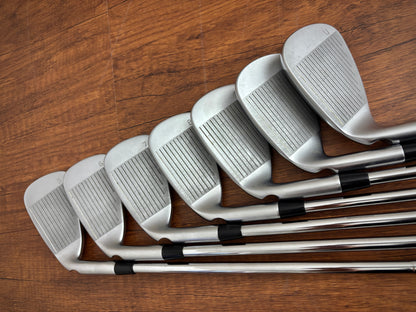 Ping G730 Iron Set 5-UW / Dynamic Gold R300 Regular Flex