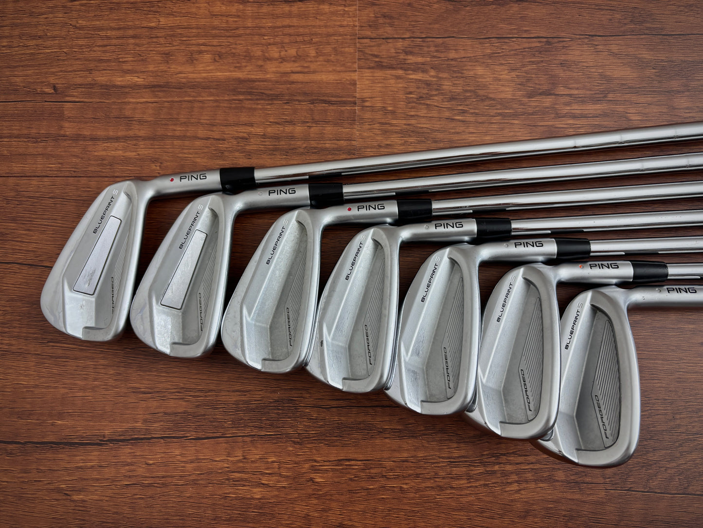 Ping Blueprint S Iron Set 4-PW / KBS Tour 120 Stiff