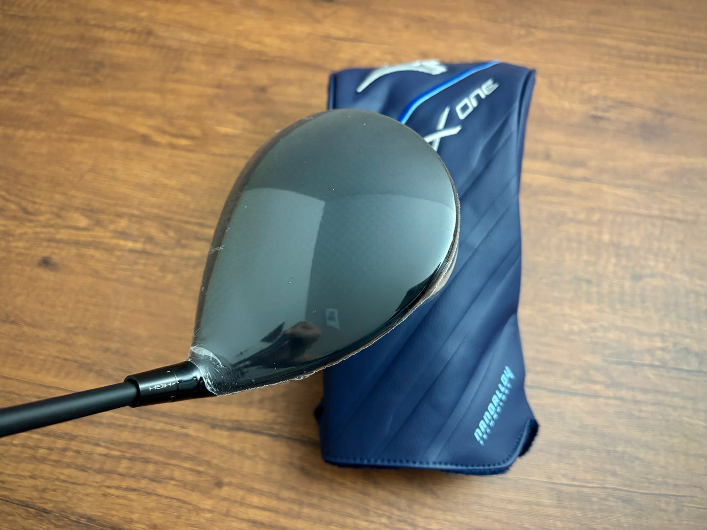 *NEW IN PLASTIC* Mizuno JPX ONE Driver 10.5* + headcover / Stiff