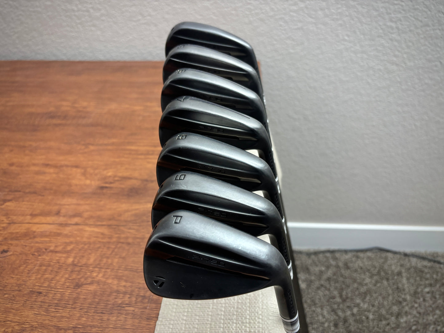 Taylormade P790 '25 Designer Series Shadowfall Iron Set 4-PW / NS Pro 105 Stiff