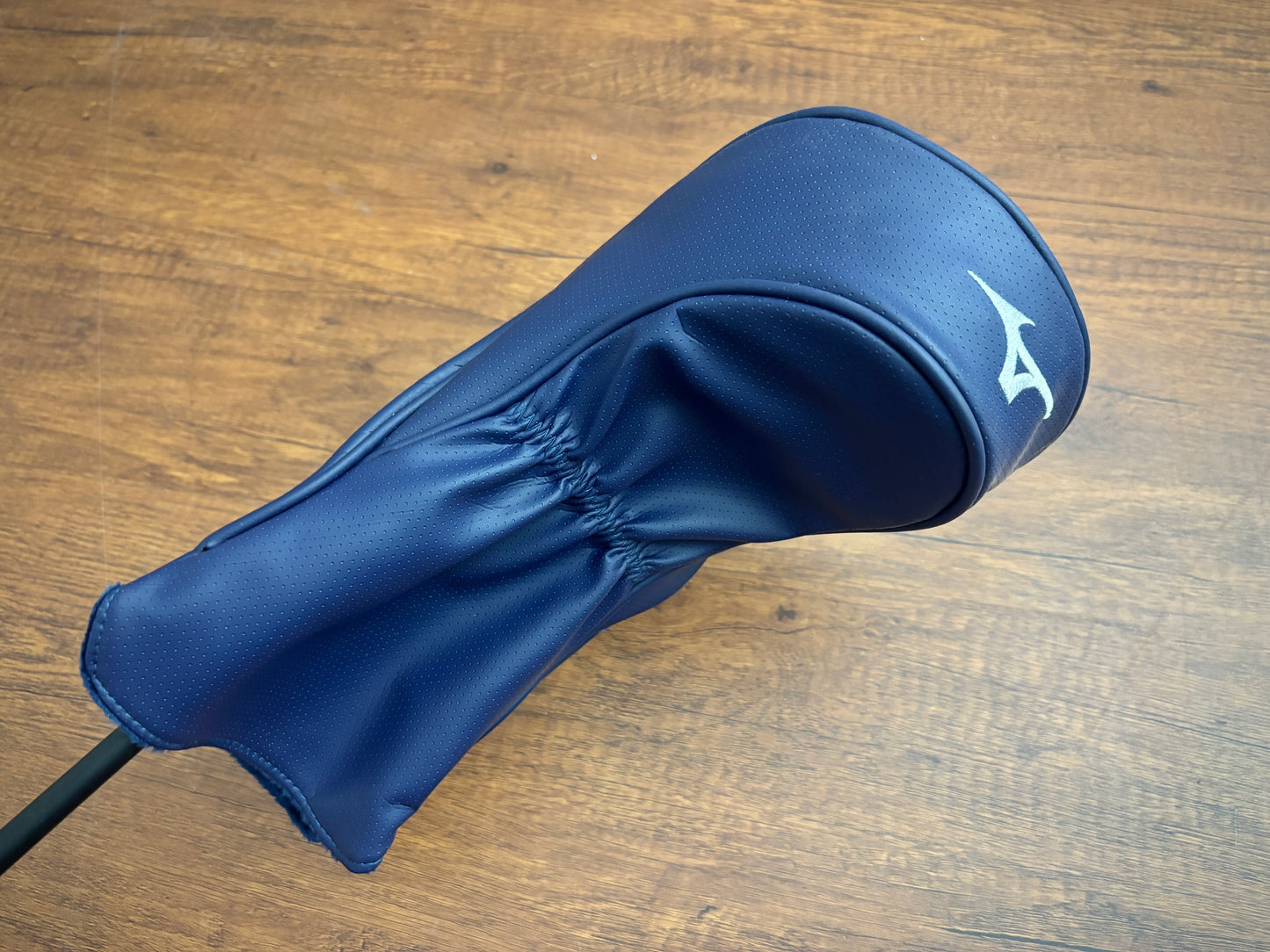 *NEW IN PLASTIC* Mizuno JPX ONE Driver 10.5* + headcover / Stiff